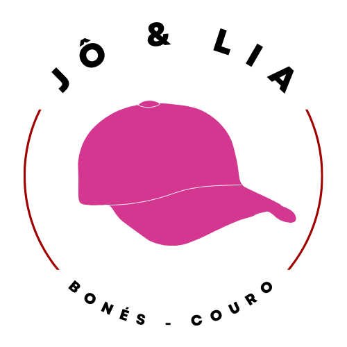 Logo for Jô Lia - Bonés e Couro, featuring a pink baseball cap.