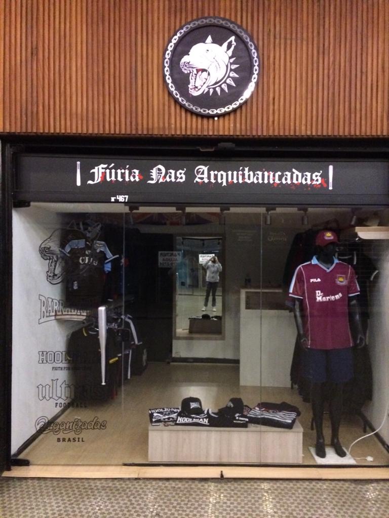 LOJA FÚRIA NAS ARQUIBANCADAS