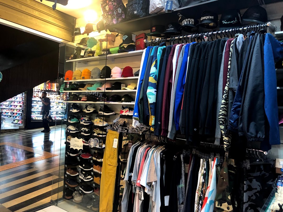 Nipe Skate Shop